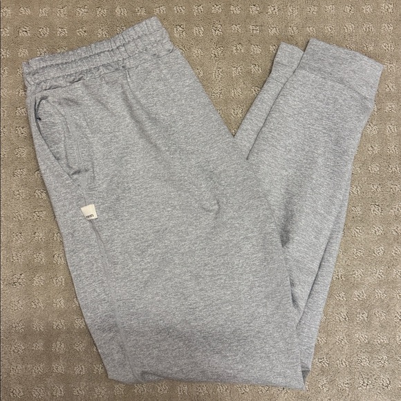 Vuori performance jogger - Picture 2 of 4